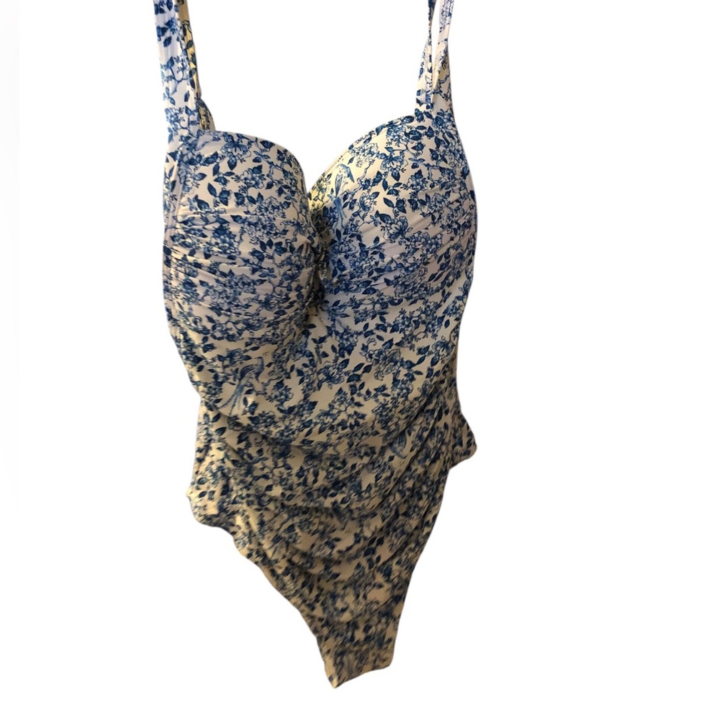 Nitpick One Piece Swimsuit Size 12 Multi fit cup